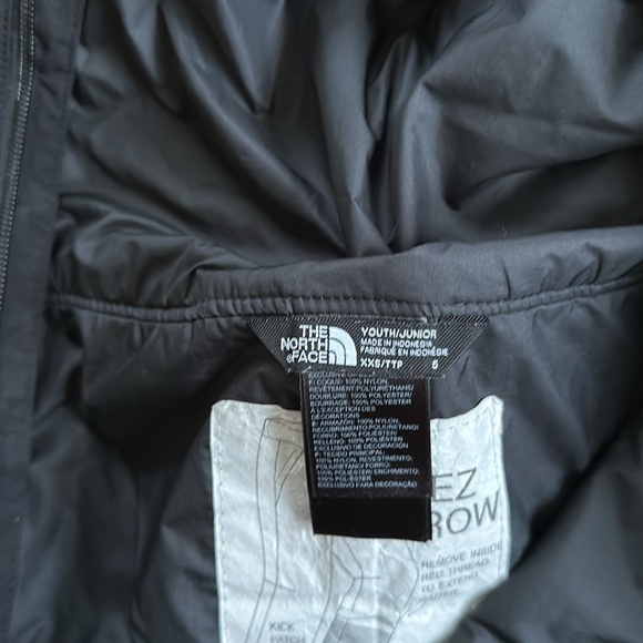The North Face Kids’ Insulated Bibs - Picture 7 of 16